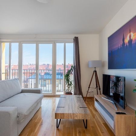 Sunny Safron Apartment Praga Esterno foto